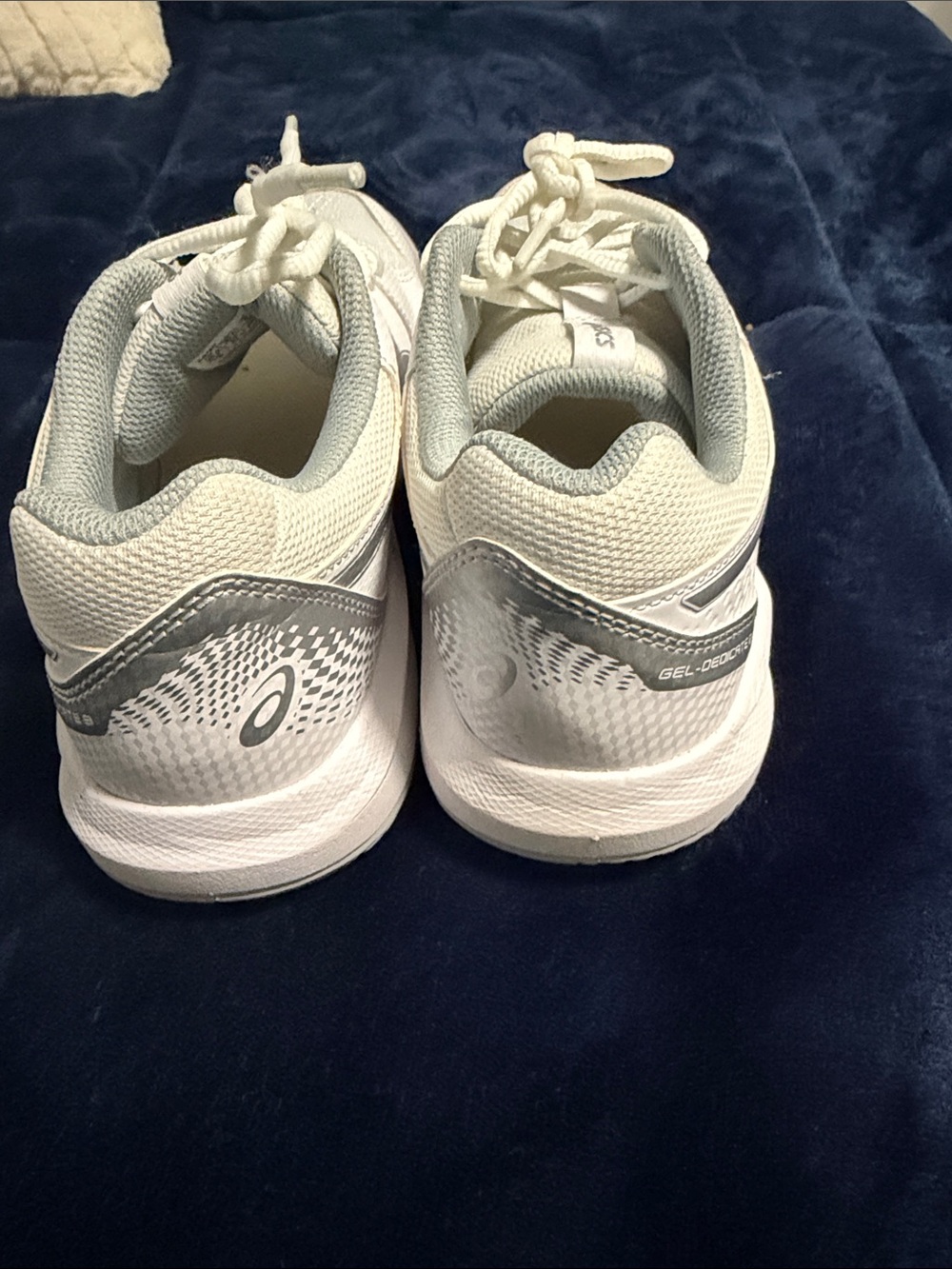 ASICS White and Light Gray Women's Shoes - Picture 5 of 9